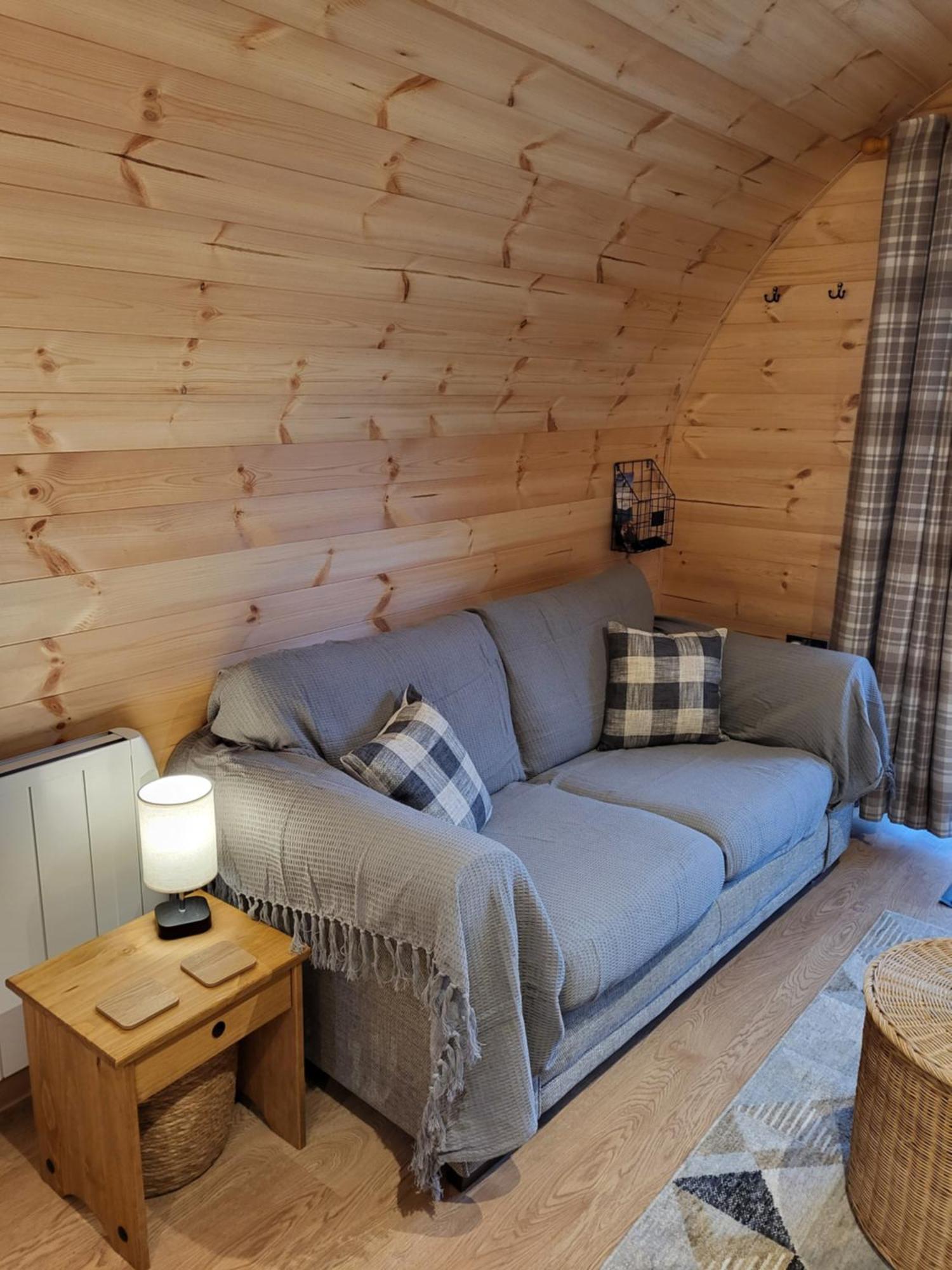 Lois' Pod With Hot Tub, Near Airport Hotel Bristol Exterior foto